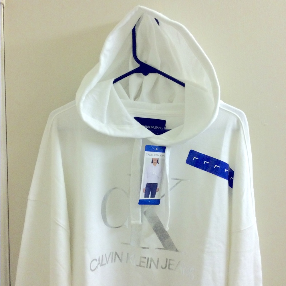 CALVIN KLEIN JEANS Women’s Sweater NWT ❤️